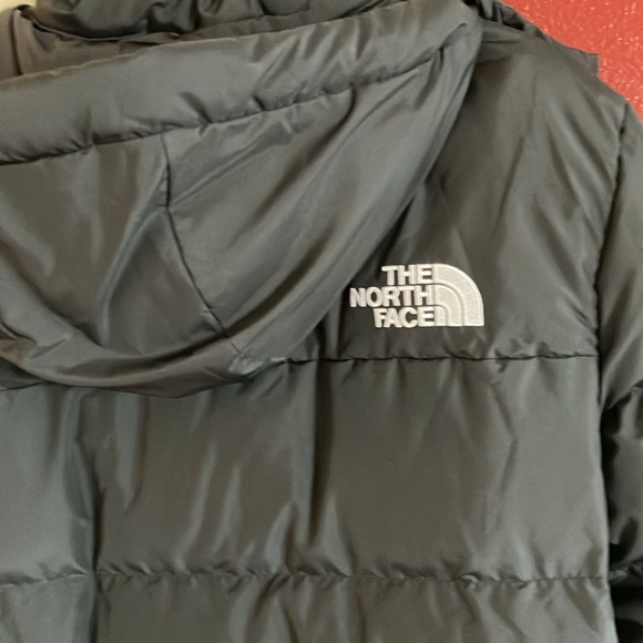 North Face Woman’s Triple C Parka Hooded Jacket - Picture 6 of 9